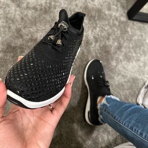 All Diamond Black 2” Sneaker